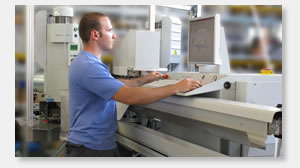 Macchina Taglia spella aggraffa